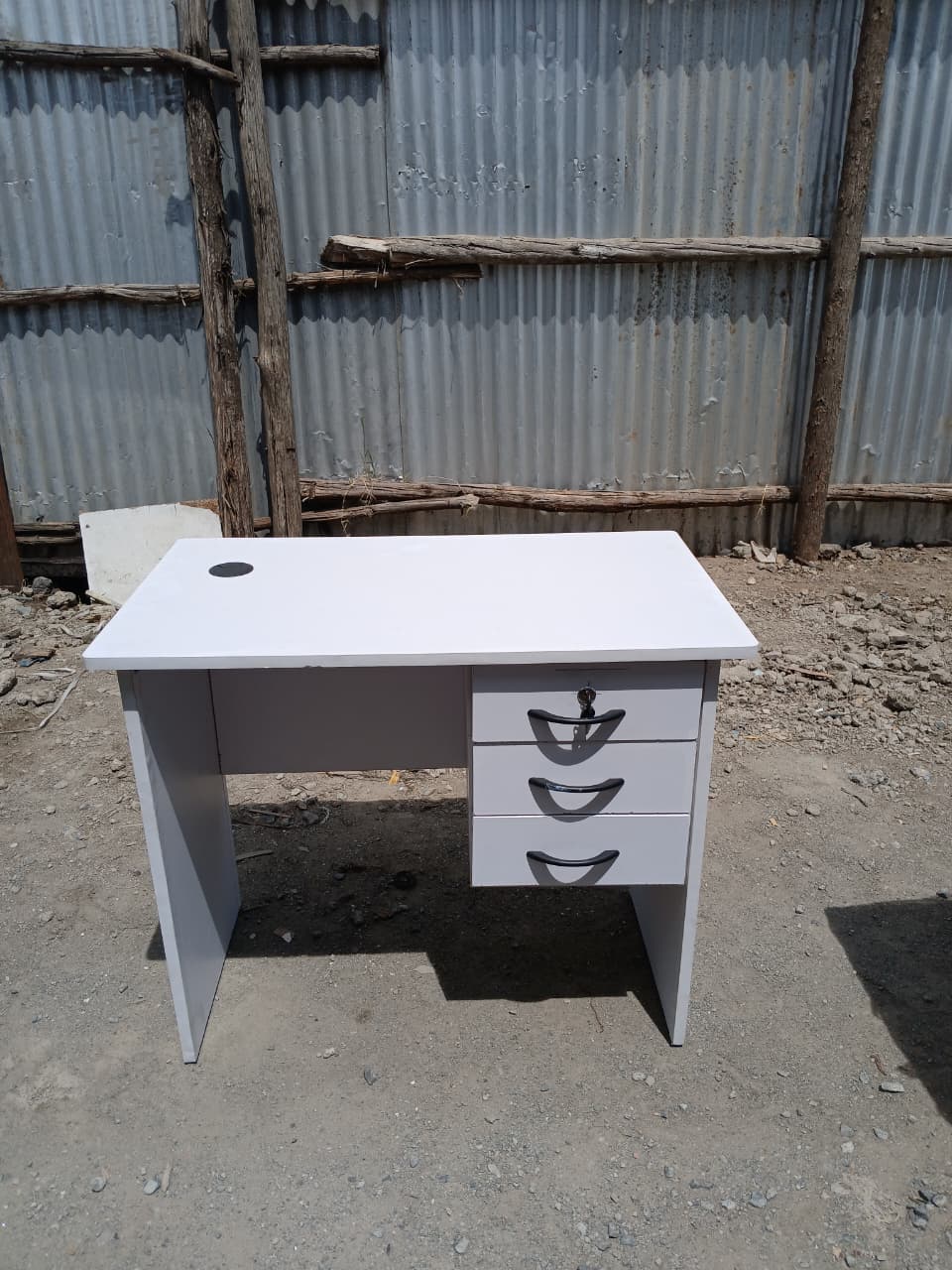 Office Desk 0.9 meters